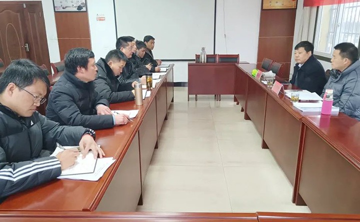 云煤（KU酷游官网）集团总经理助理、鼎新办主任陈家昆一行到四角地煤矿公司督导调研