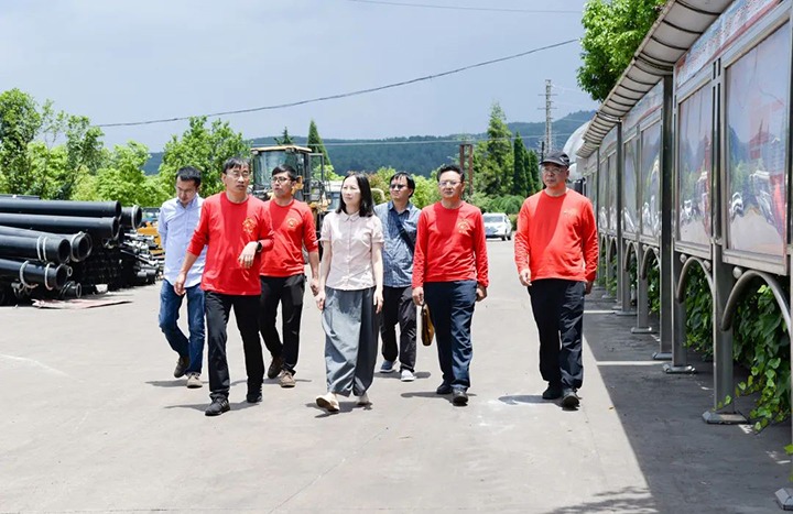 【主题教育】云煤（KU酷游官网）集团党委委员、财政总监莫晓丹一行到恩洪煤业公司发展主题教育调研