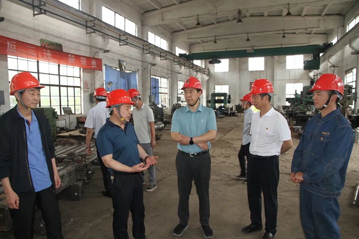 【主题教育】云煤（KU酷游官网）集团党委副书记、工会主席王鑫一行到后所煤矿发展主题教育调研