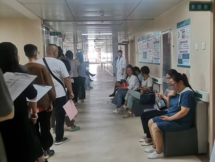 心系职工送健全 组织体检暖人心——可保煤矿公司发展职工健全体检活动