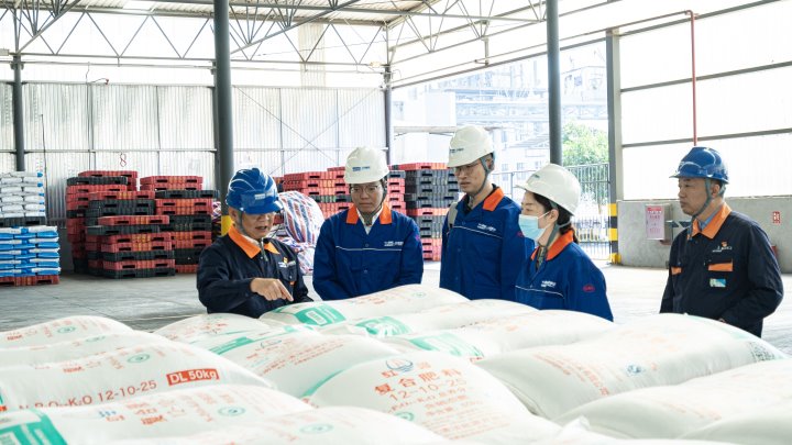 党建引领促发展，产融协同谱新篇——云南解化与云能本钱发展党建联建活动