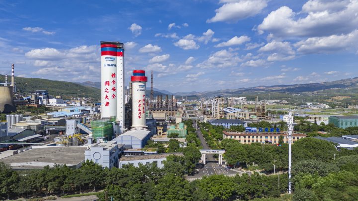 创新高！解化清洁能源公司粗甲醇年产量突破25万吨，圆满完玉成年出产工作